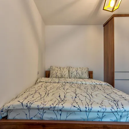 Autentik Apartment *